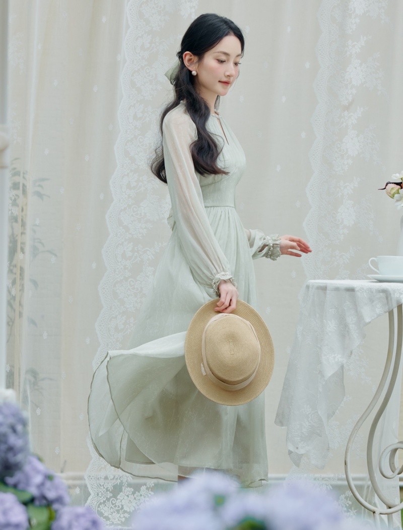 Lady niche frenum temperament tender beading dress