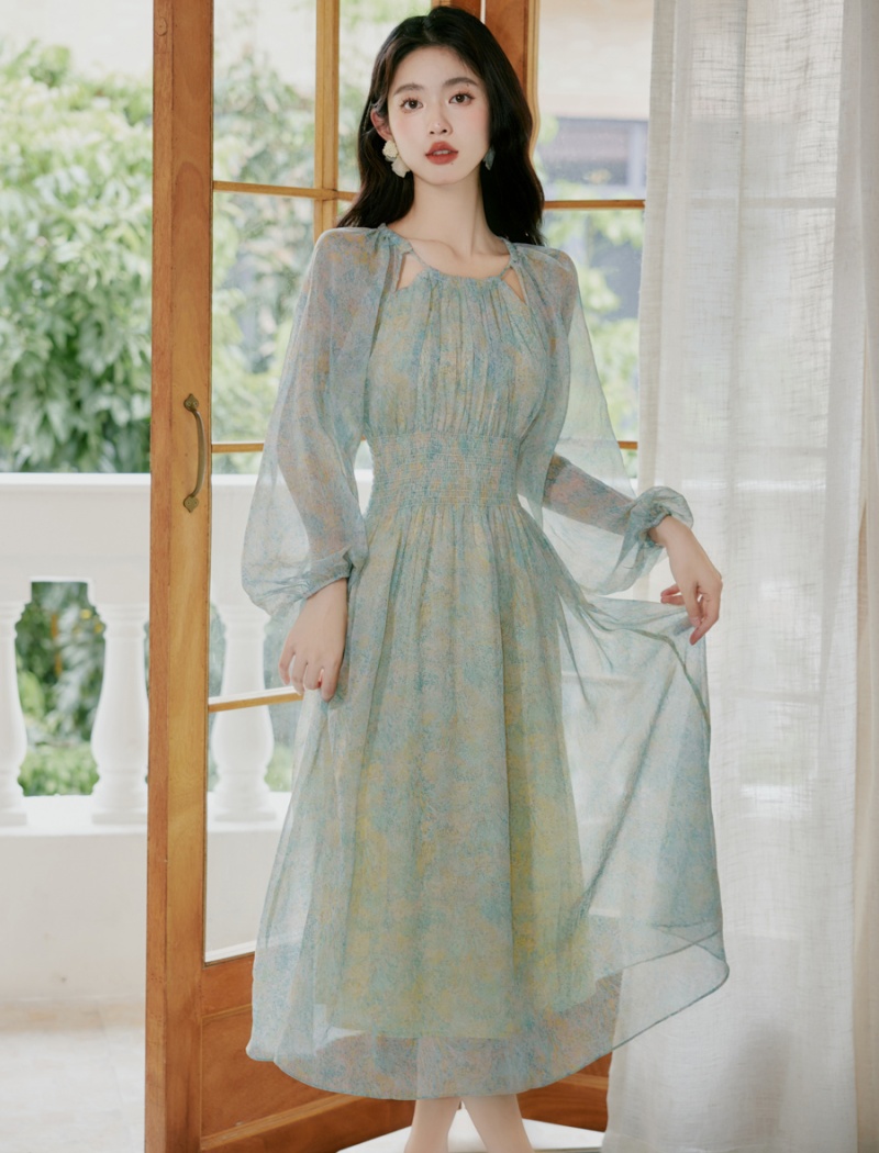 Beautiful pinched waist dress floral halter long dress