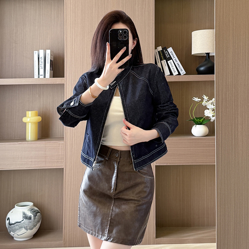 Slim autumn denim jacket commuting fashion work clothing
