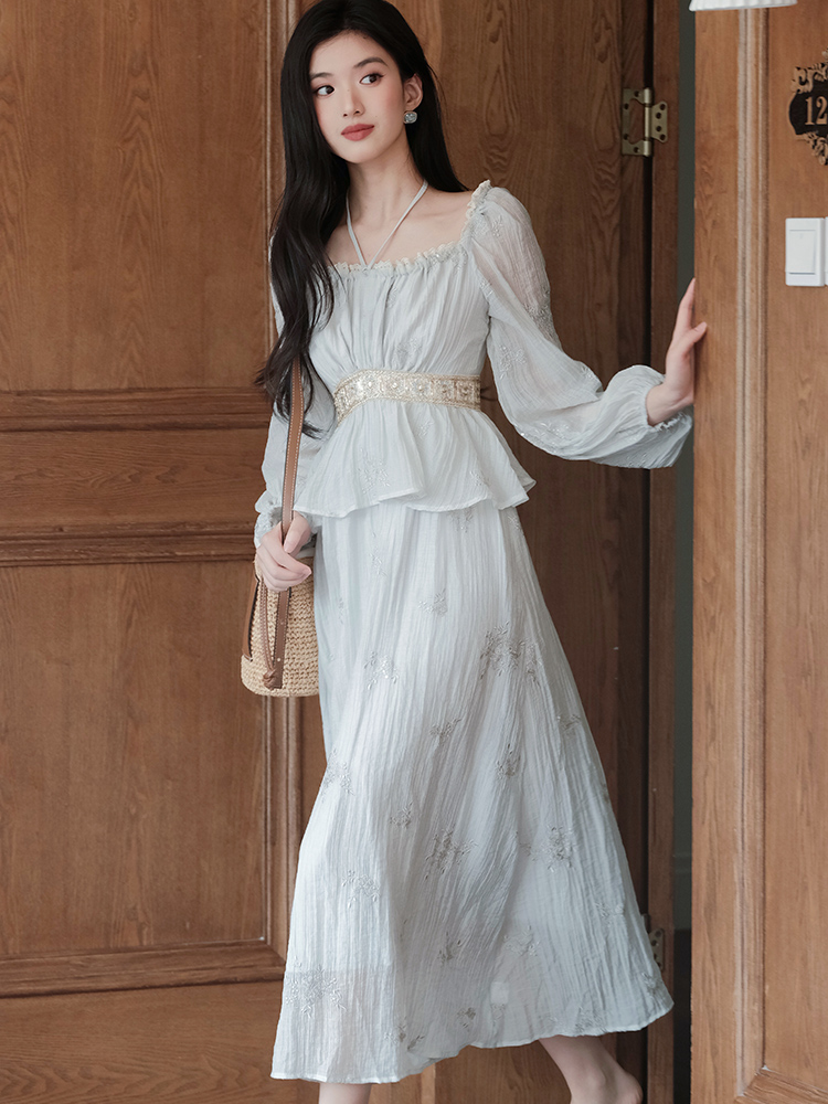 Square collar crinkling high temperature dress