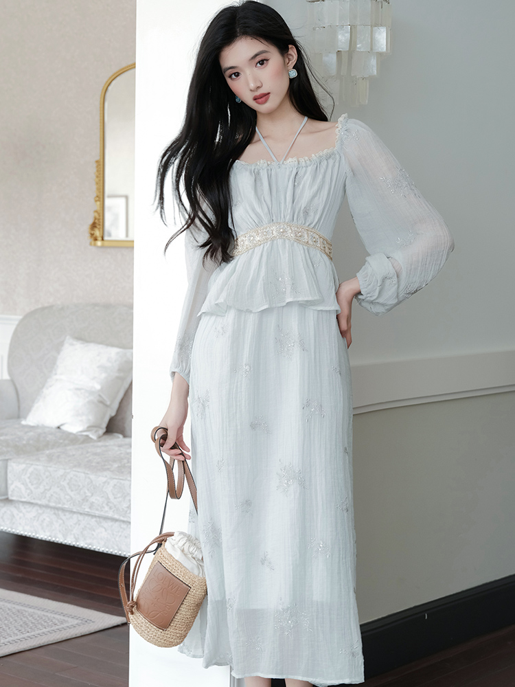 Square collar crinkling high temperature dress