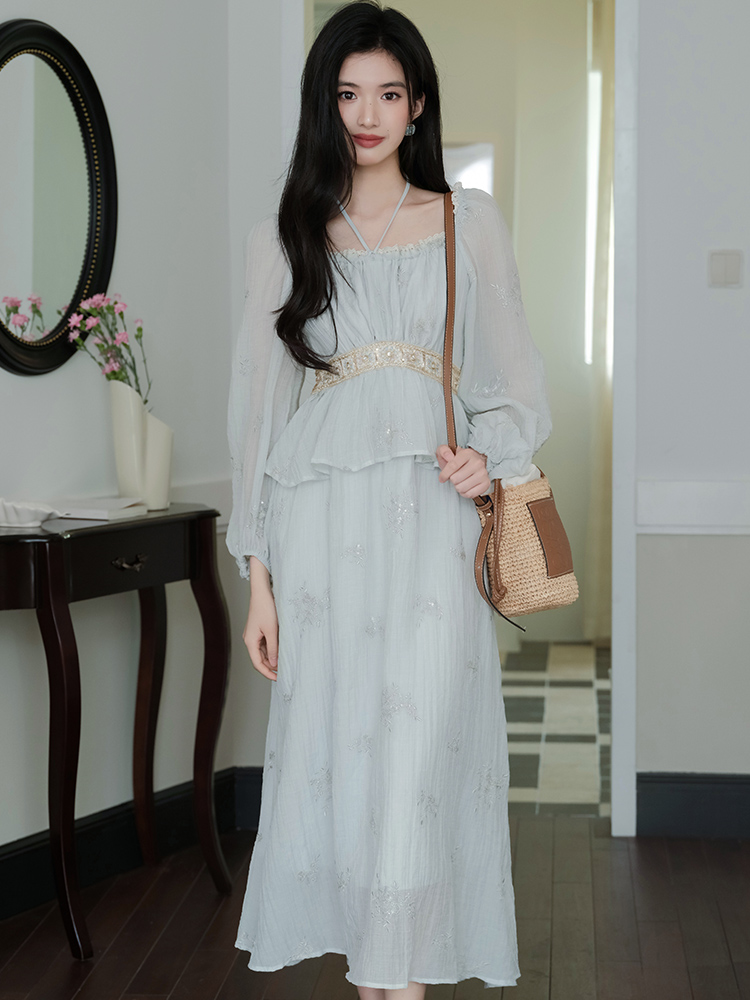 Square collar crinkling high temperature dress