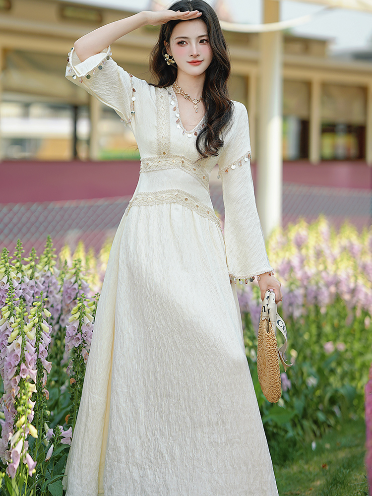 Chinese style national style dress for women