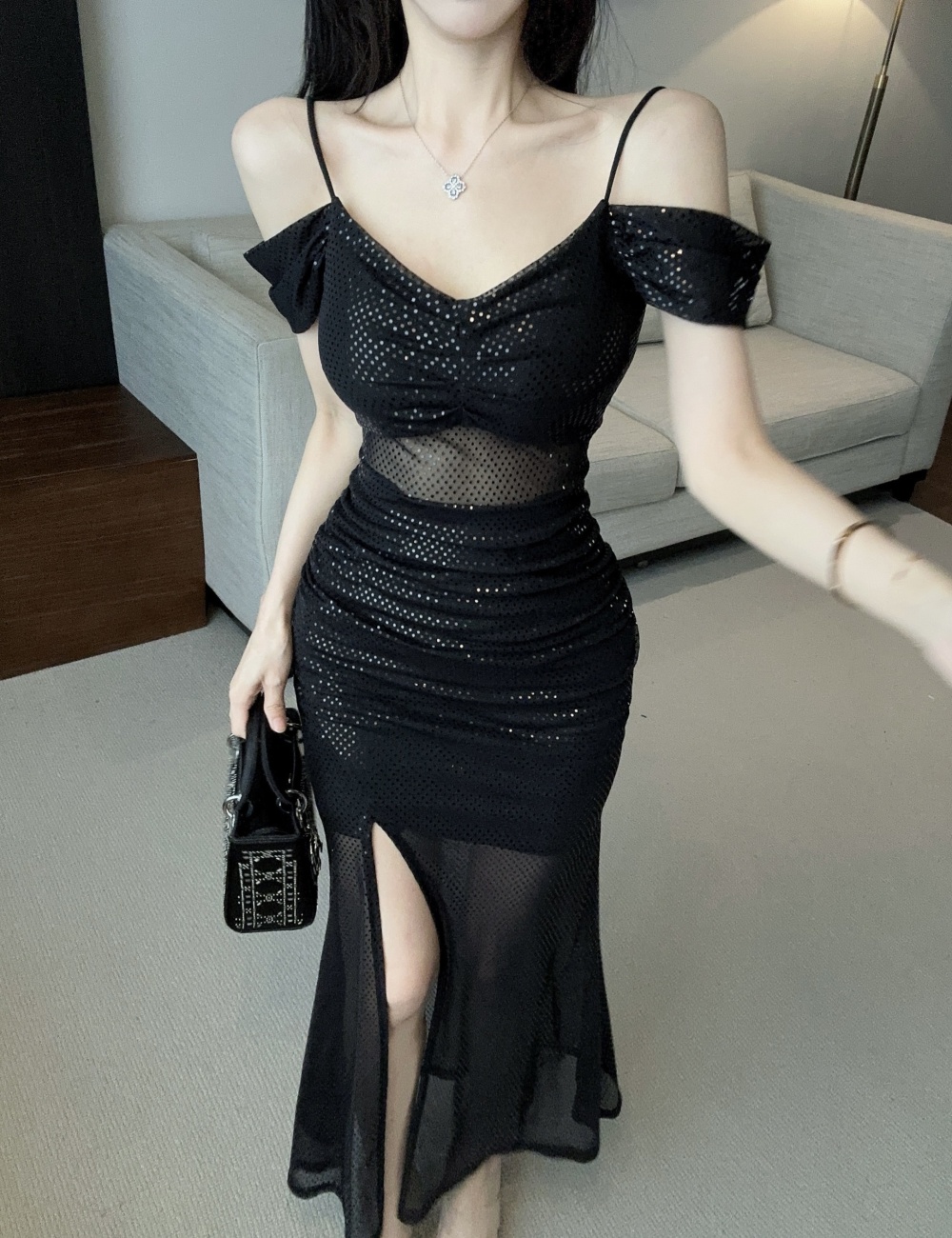 Low-cut strapless sling bottoming slit long dress