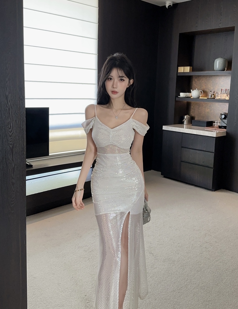 Low-cut strapless sling bottoming slit long dress