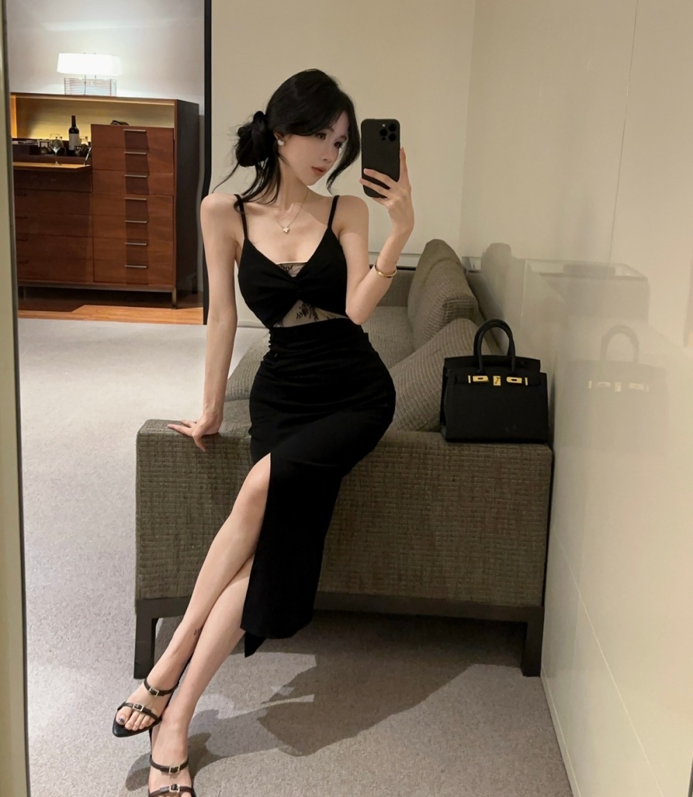 Low-cut bottoming long high split sling dress