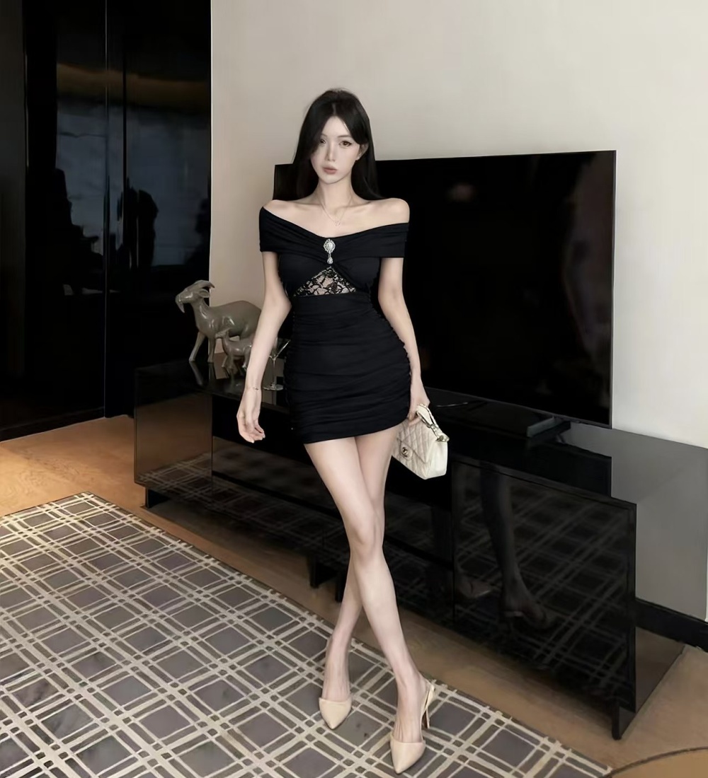 Gauze package hip low-cut short strapless dress