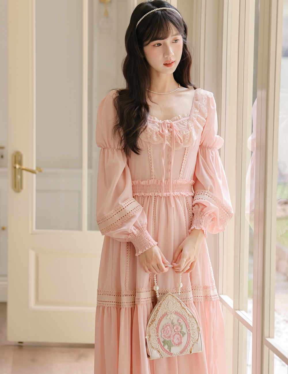Lace long sleeve frenum long dress pinched waist lady dress