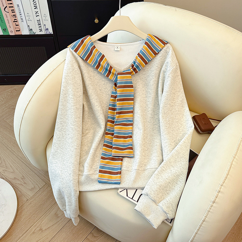 Spring loose T-shirt Pseudo-two hoodie for women