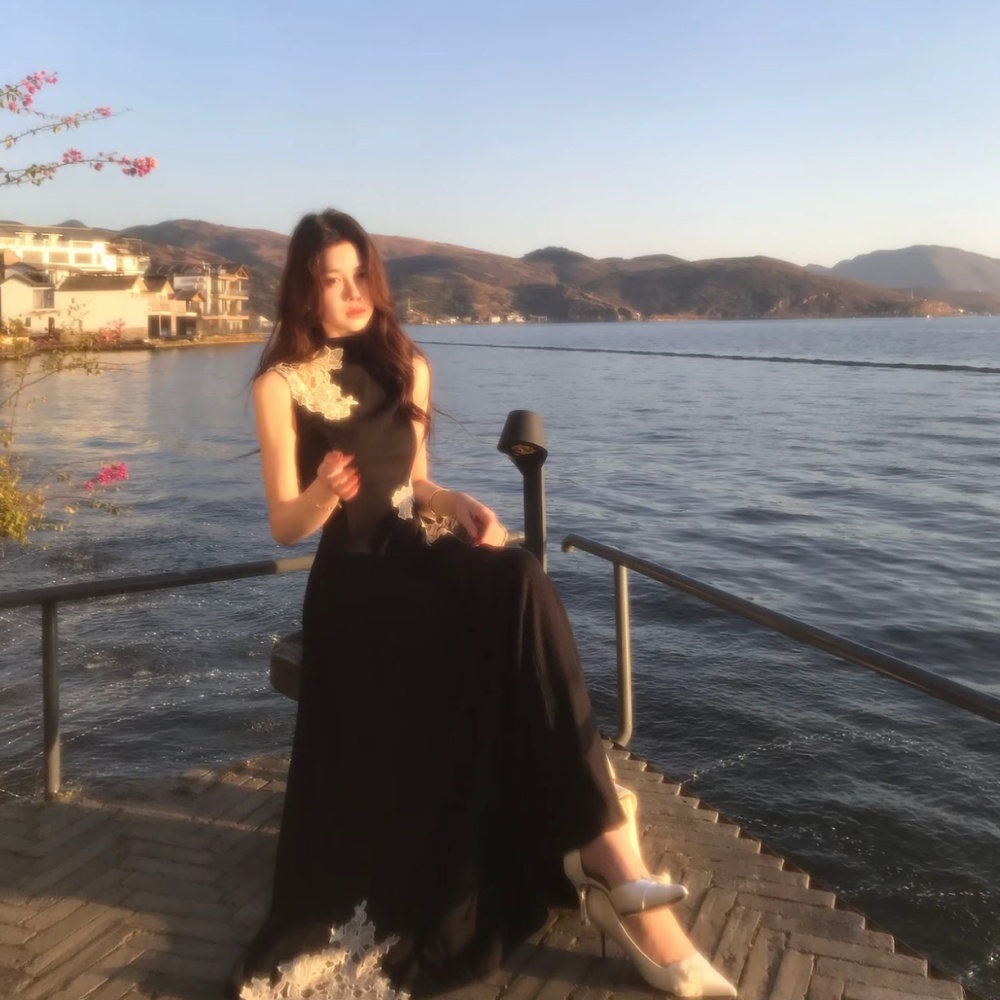 Splice hollow colors spring temperament flowers dress