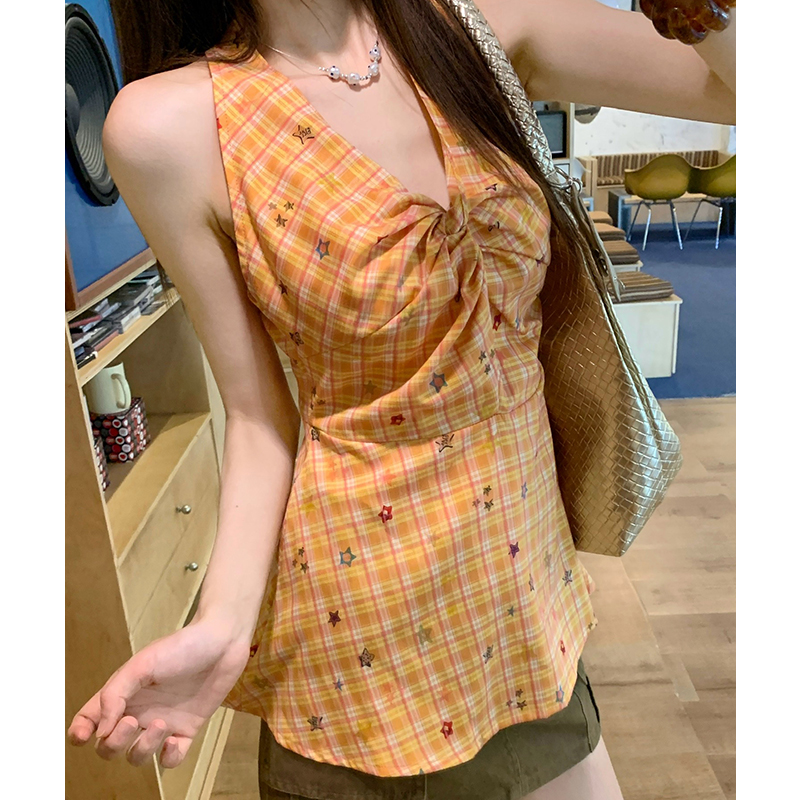 Wears outside sling spring tops V-neck halter waistcoat for women