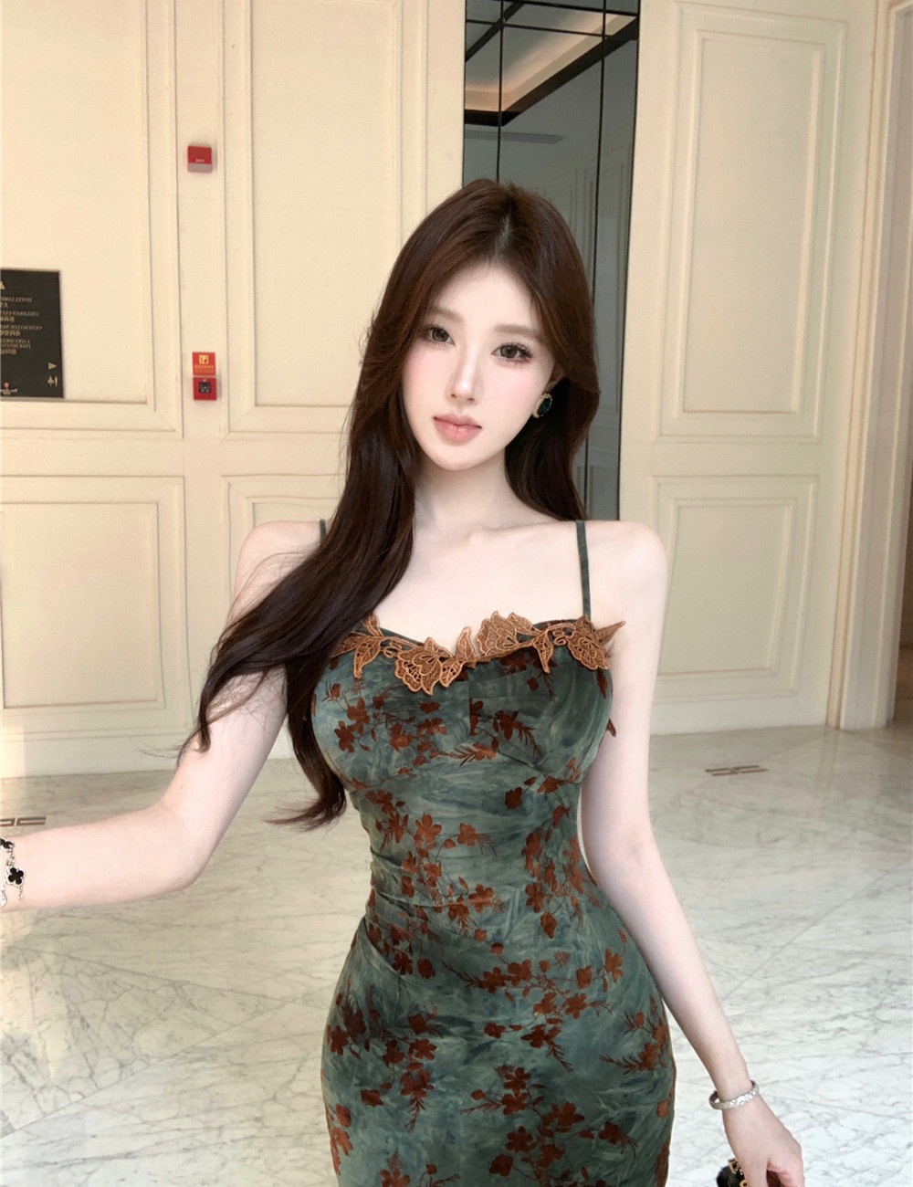 Spicegirl slim sling dress