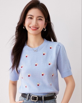 All-match embroidered flowers sequins fashion sweater