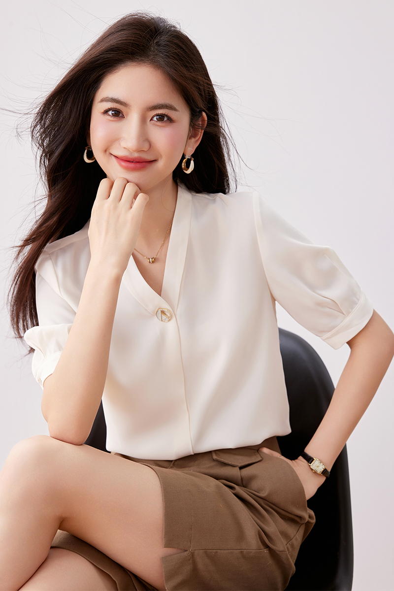 V-neck fashion chiffon shirt summer shirt for women