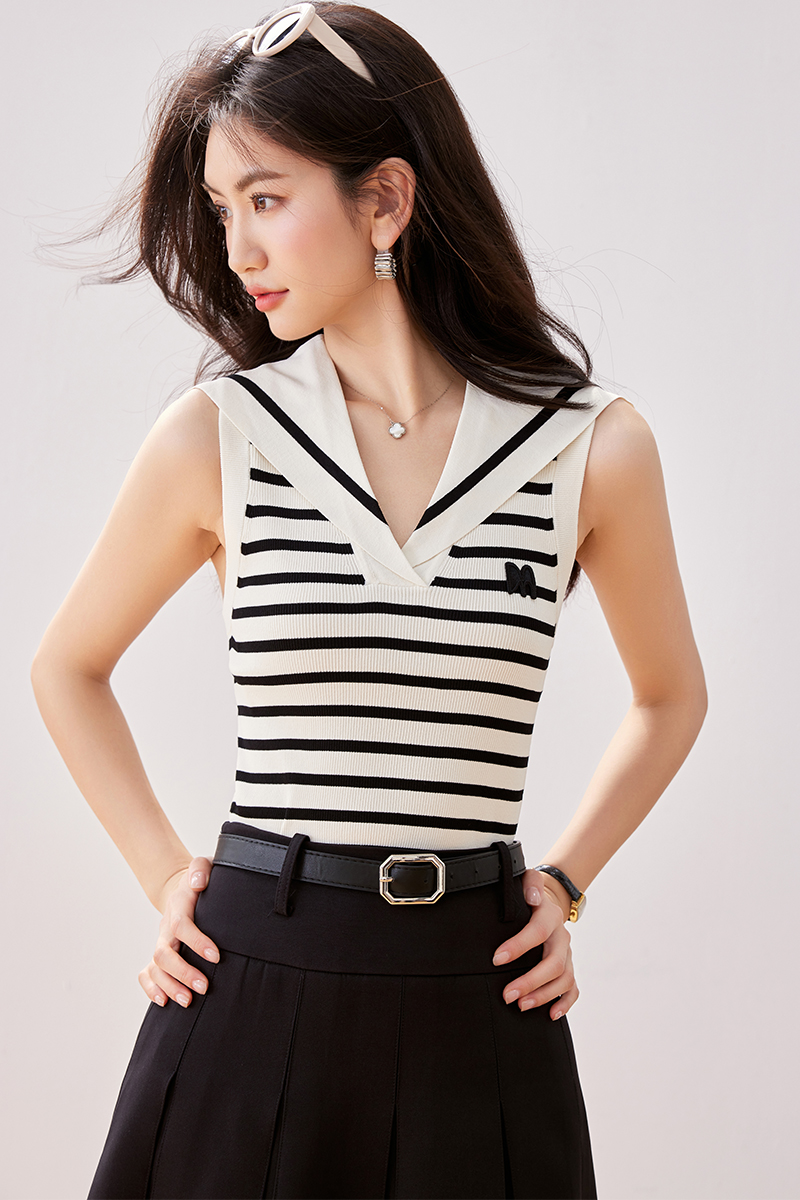 Embroidery vest pinched waist sweater for women