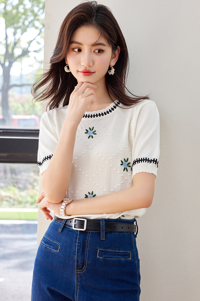 Short sleeve white summer T-shirt thin ice silk sweater