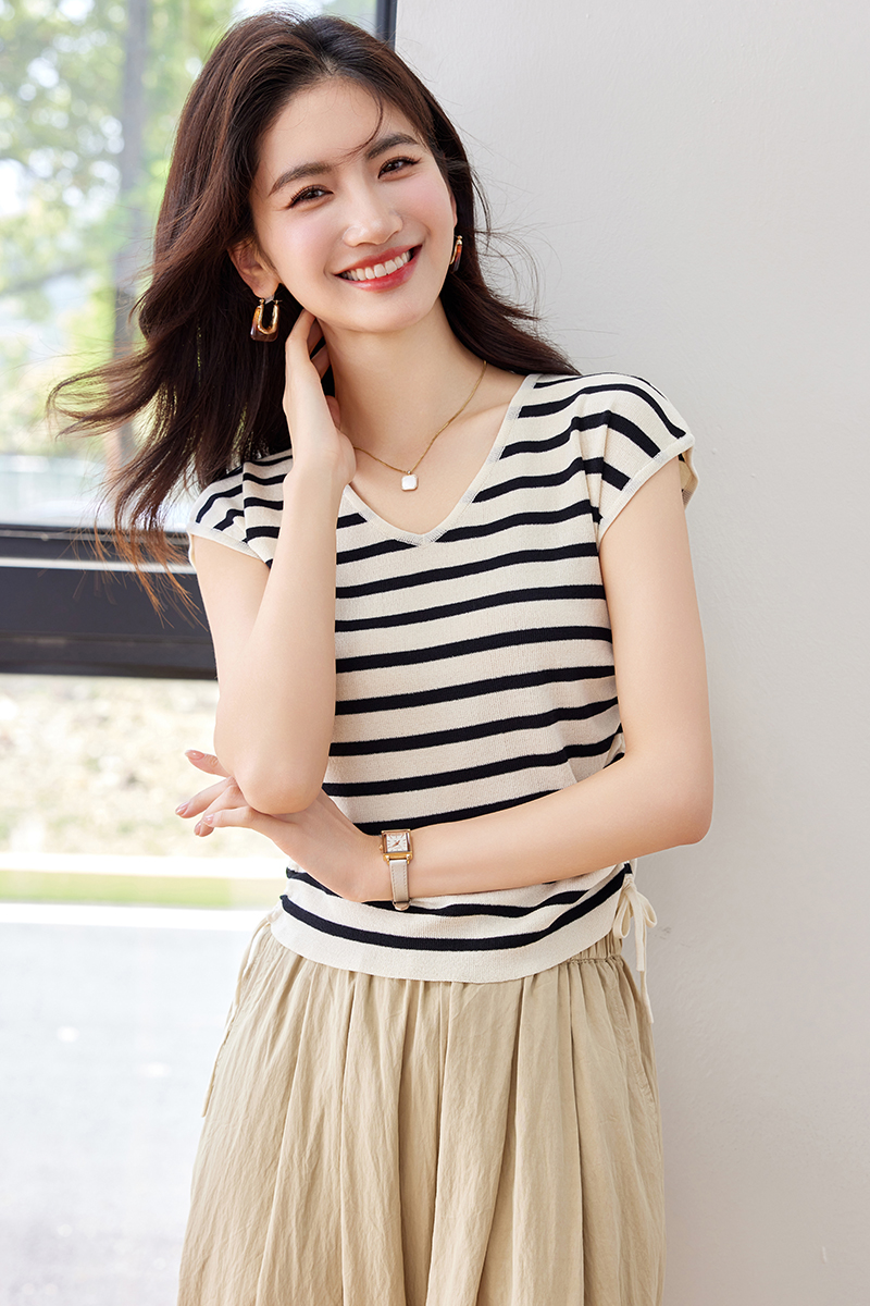 Simple fashion slim V-neck both sides of drawstring tops