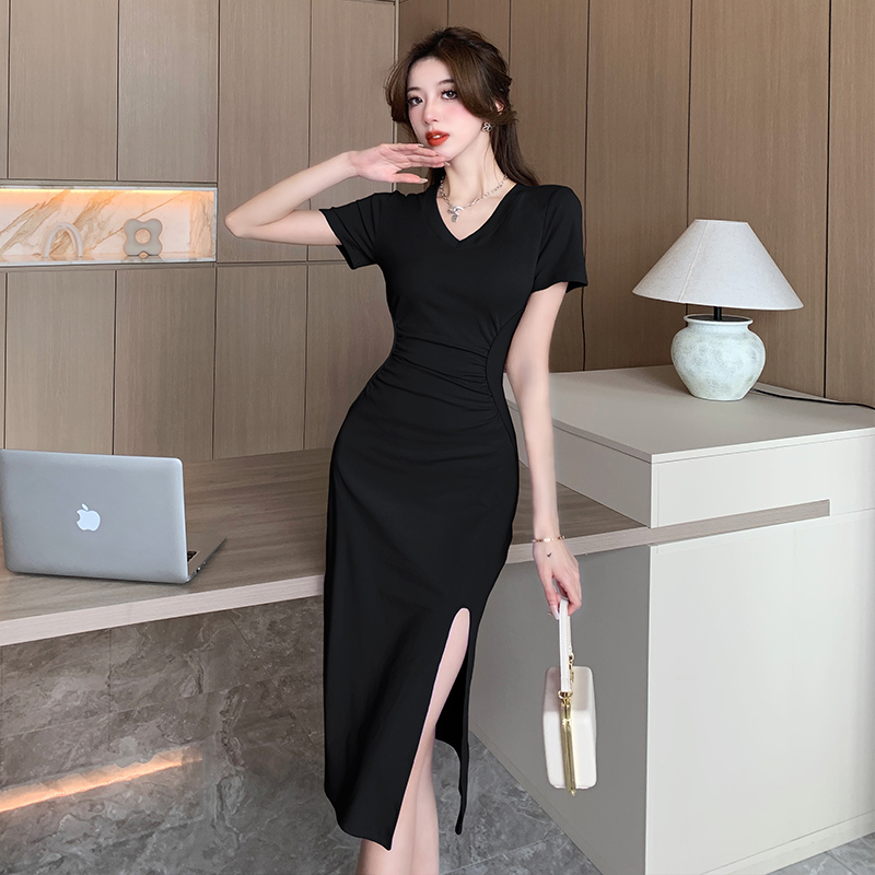 Slim temperament split V-neck summer fold enticement dress
