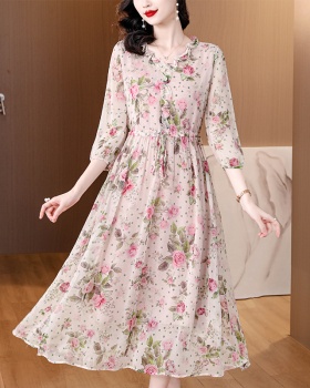 Luxurious lady big flower spring and summer tender dress