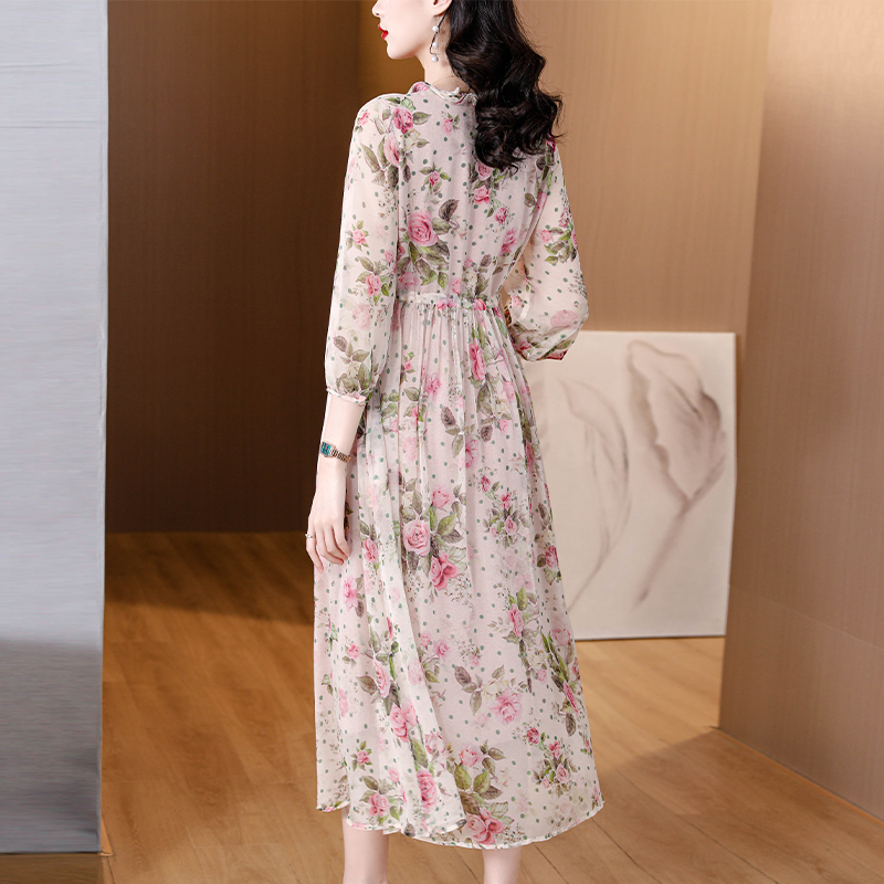 Luxurious lady big flower spring and summer tender dress