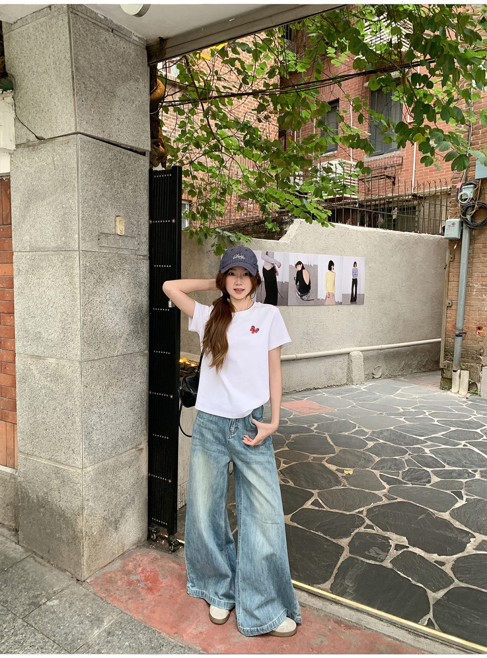 Loose summer tops cartoon embroidery T-shirt for women