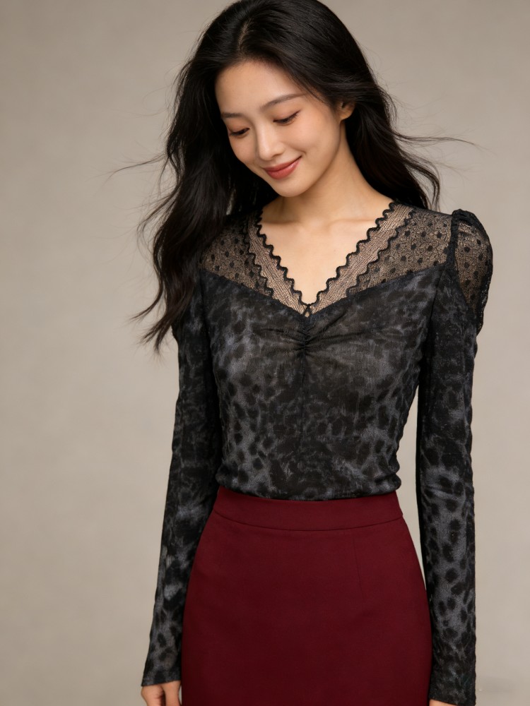 Long sleeve V-neck slim small shirt unique gauze T-shirt