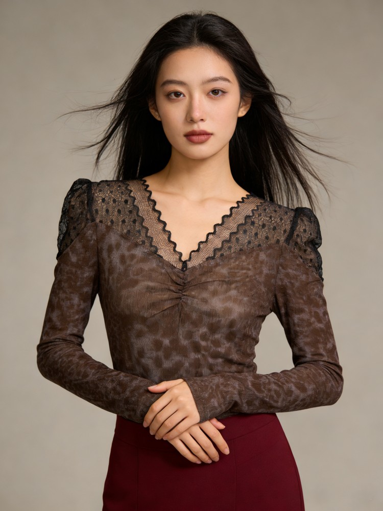 Long sleeve V-neck slim small shirt unique gauze T-shirt