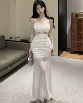 Gauze bottoming lotus leaf edges long strapless dress