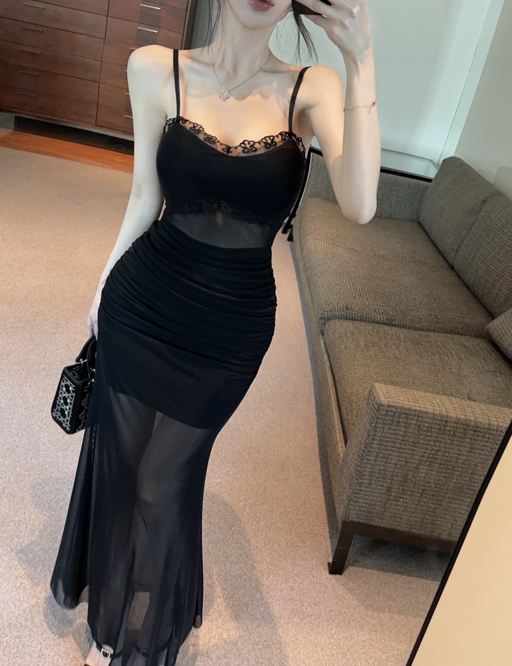 Gauze bottoming lotus leaf edges long strapless dress