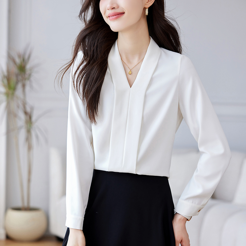 Bottoming long sleeve tops V-neck all-match shirt for women