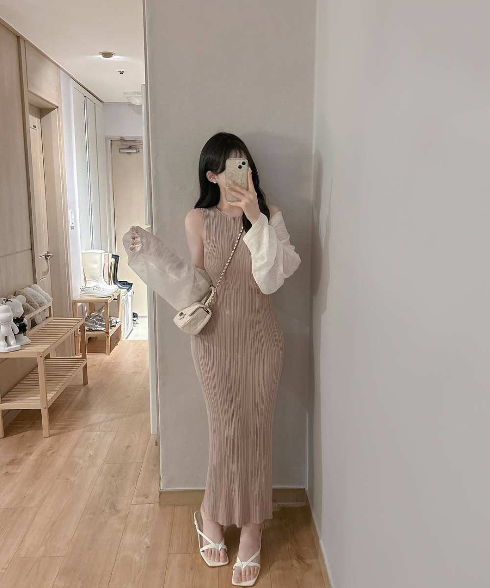 Tender sleeveless Korean style round neck dress