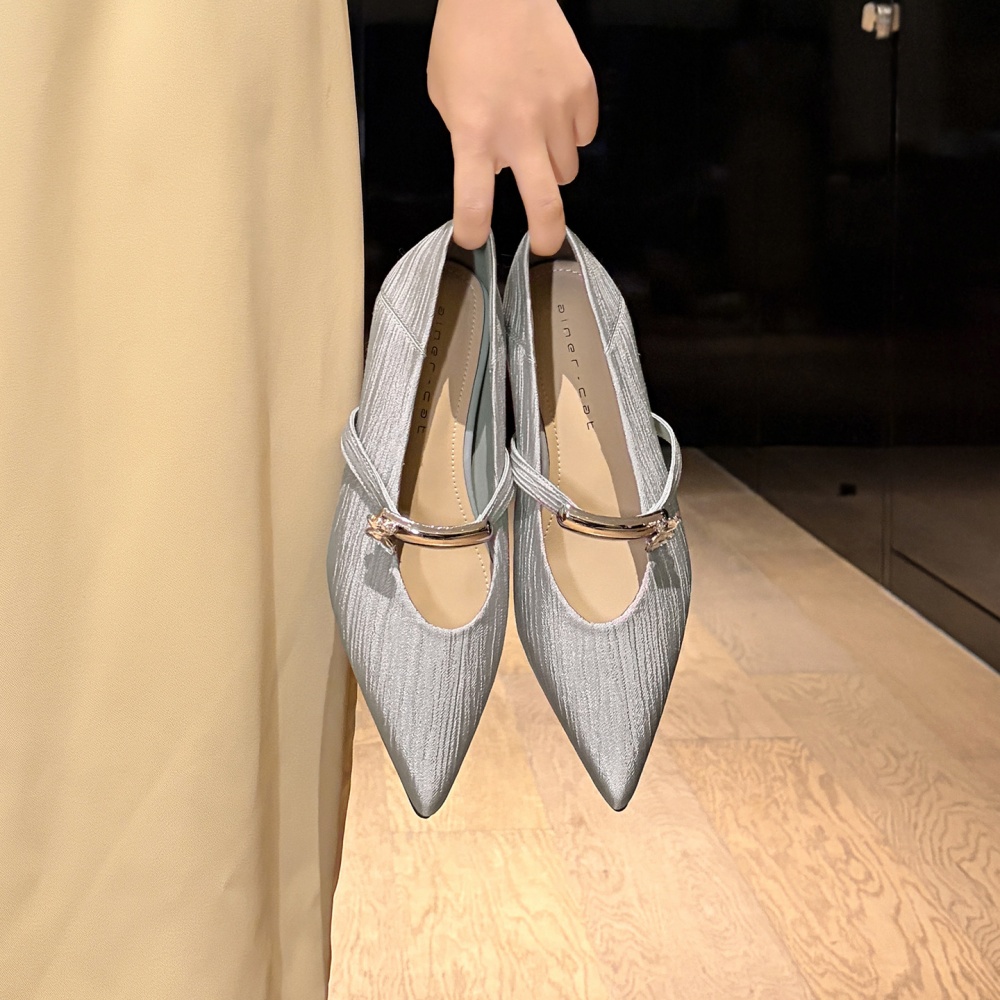 Rhinestone low shoes within increased flattie for women