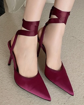 Low fine-root high-heeled shoes bow European style shoes