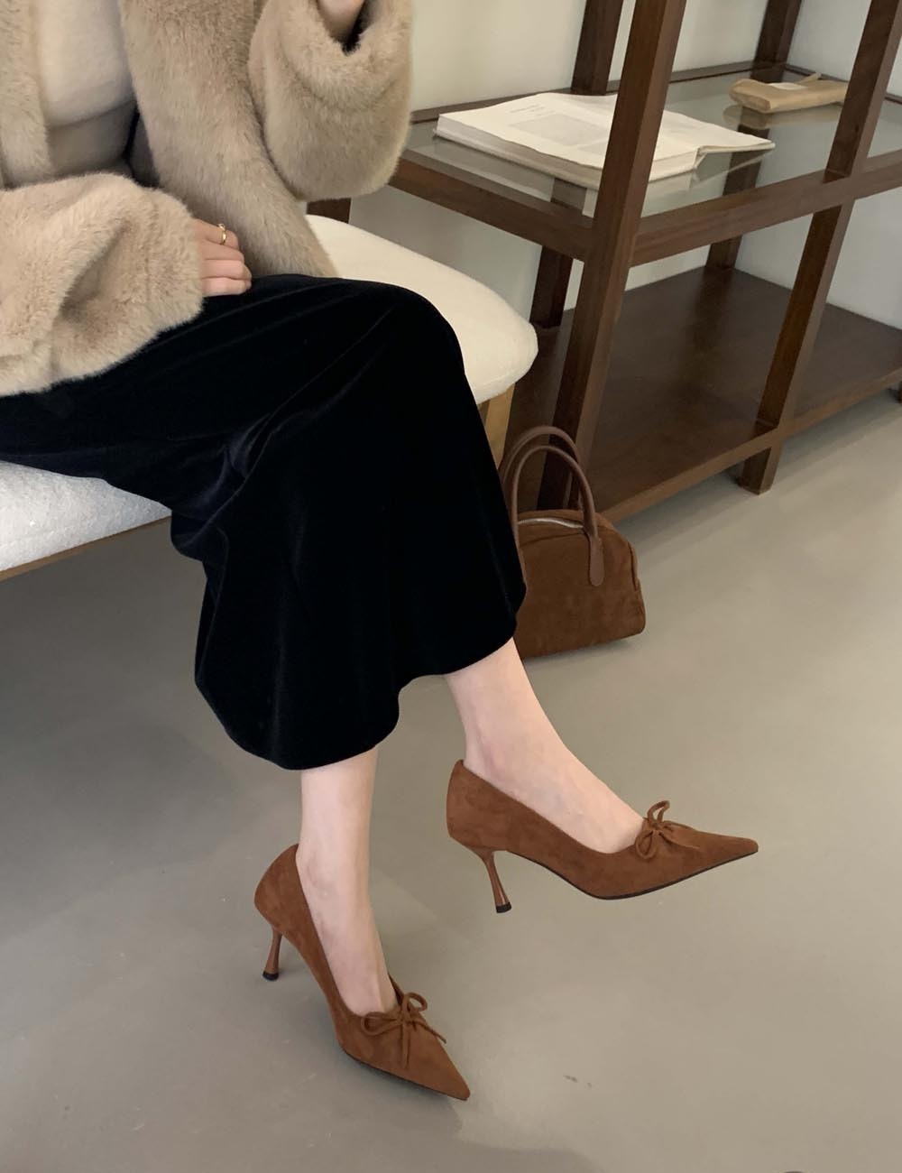 Low fine-root high-heeled shoes bow European style shoes