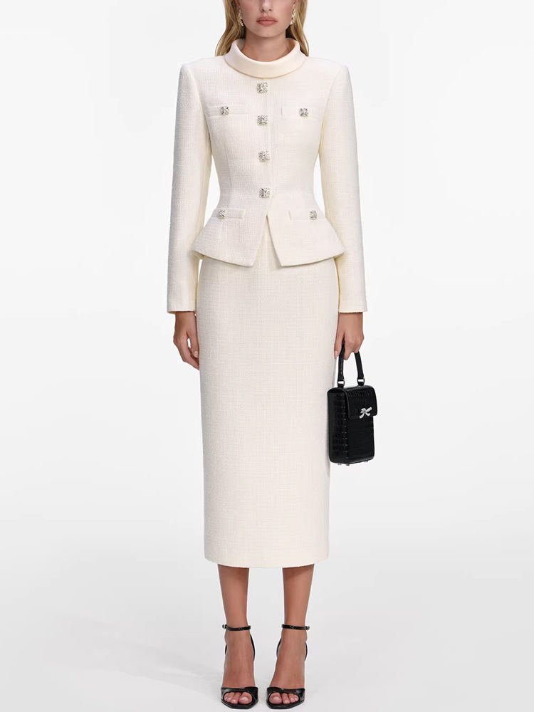 Pseudo-two spring annual meeting dress