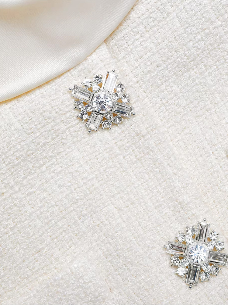 Pseudo-two spring annual meeting dress