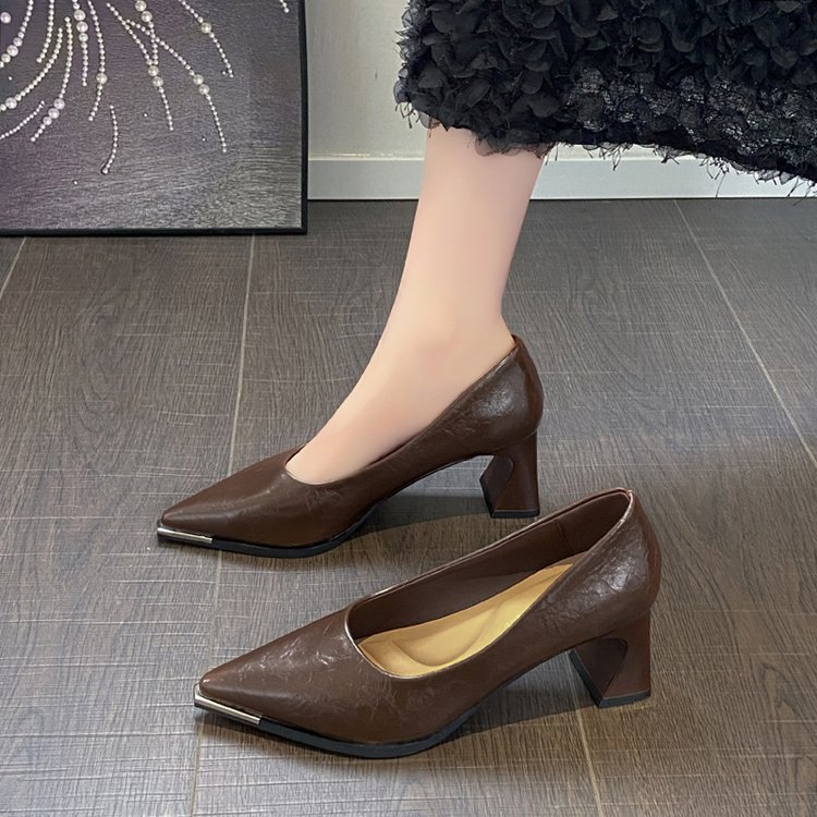 Fashion pointed shoes low high-heeled shoes