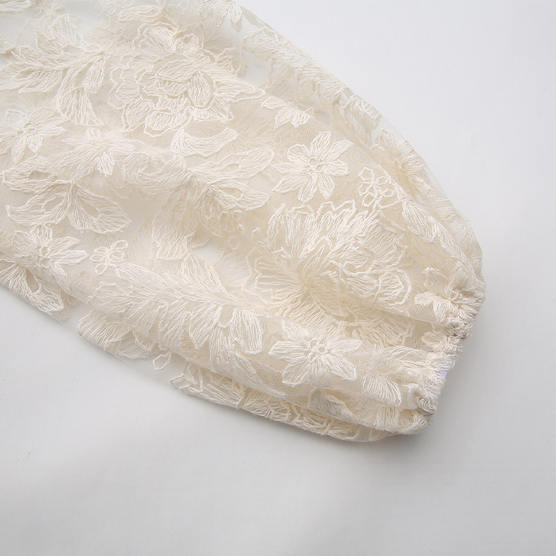 V-neck vacation spring and summer lace dress