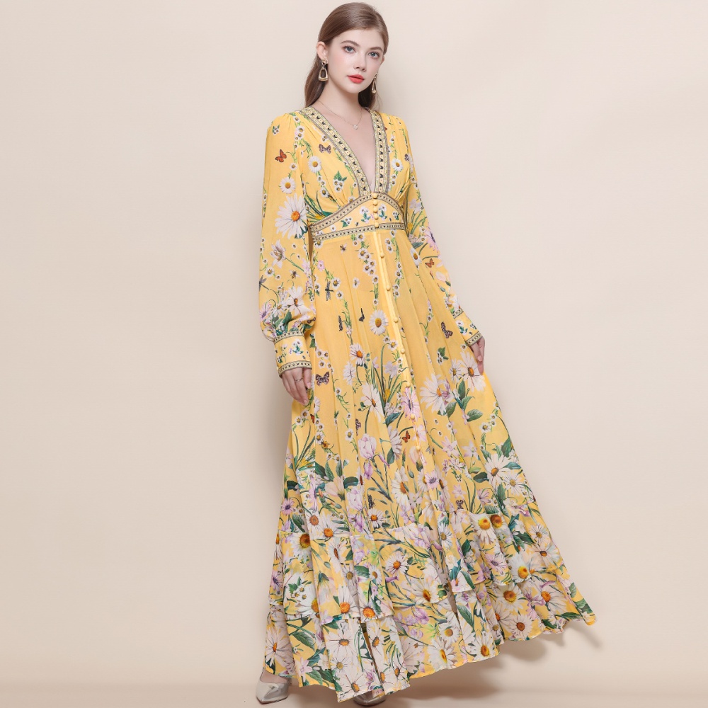 Big skirt V-neck dress frenum long dress for women