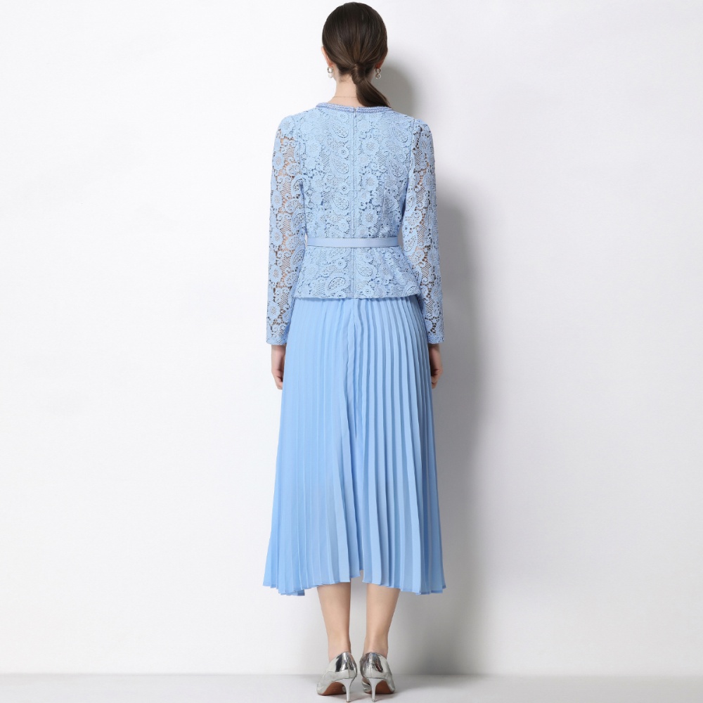 Light luxury pleated splice long square collar lace dress