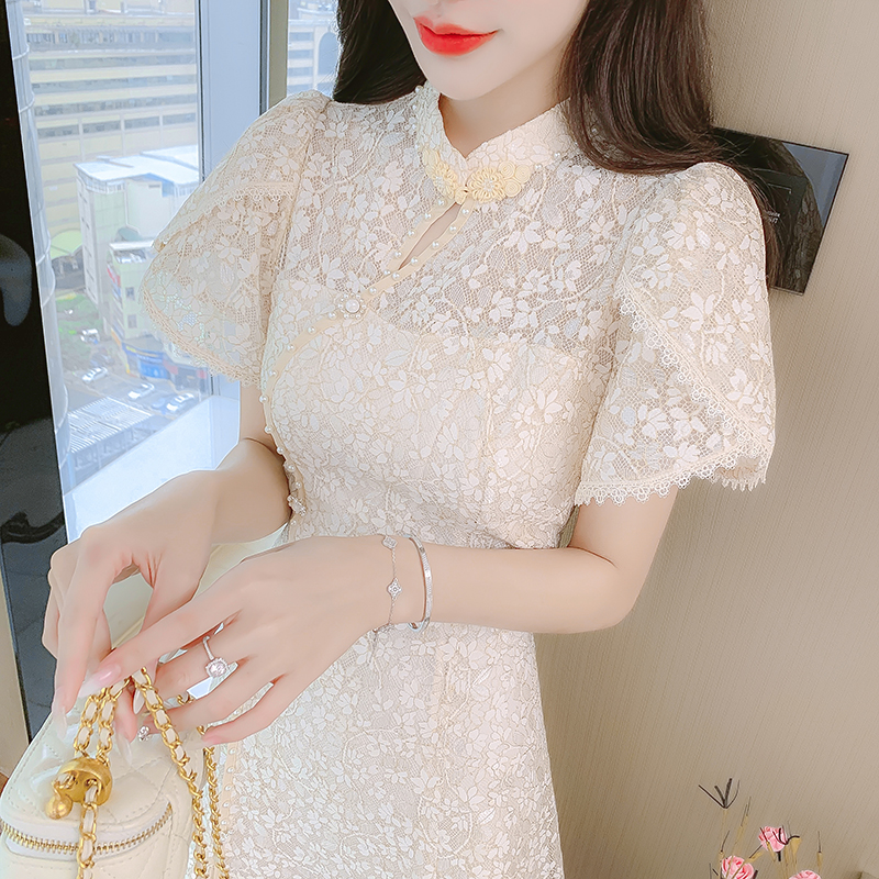 Slim Chinese style lace dress light ladies maiden cheongsam