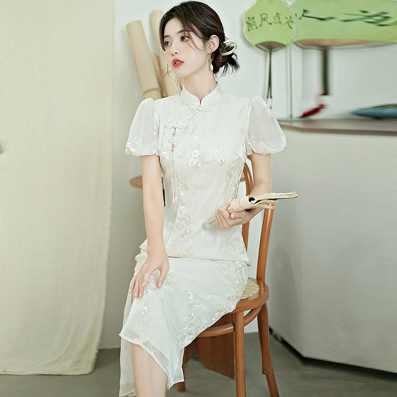 Summer maiden cheongsam embroidery Chinese style dress