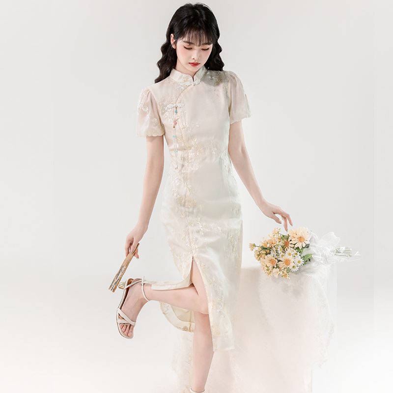 Embroidery summer Chinese style cheongsam maiden light split dress