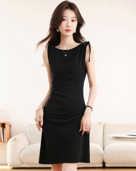 Small fellow niche knitted asymmetry dress for women