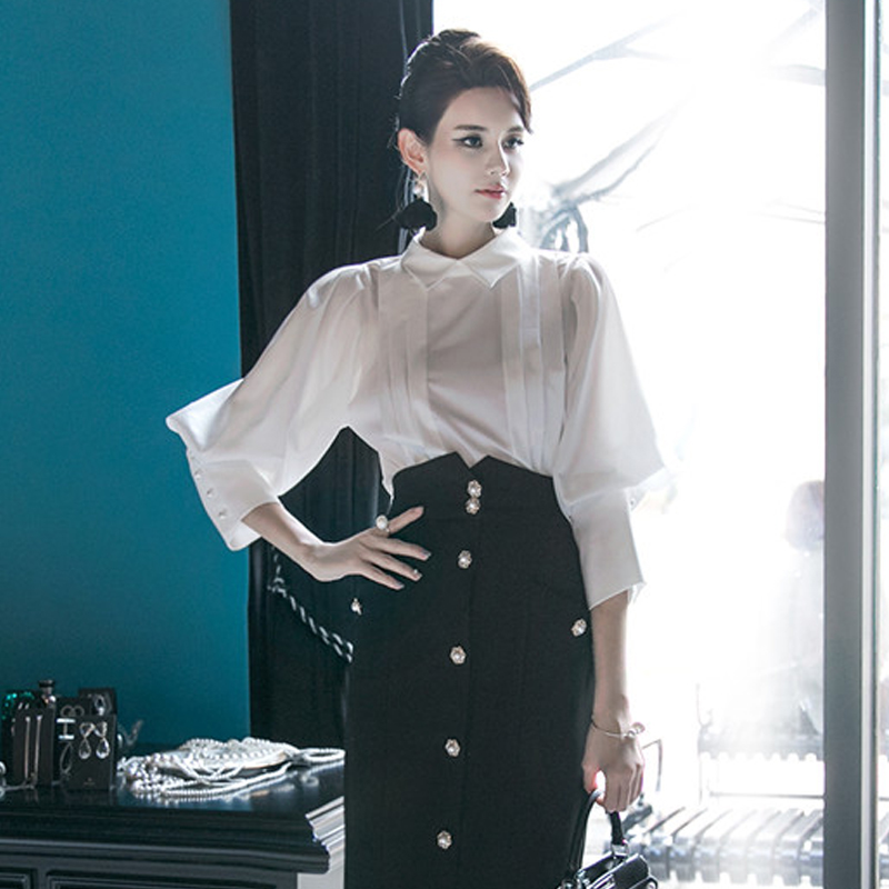 Puff sleeve shirt inside the ride tops for women