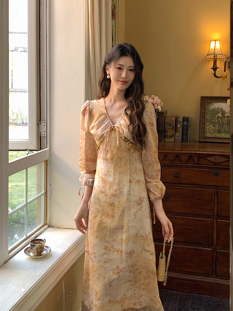 Spring beautiful floral long sleeve dress