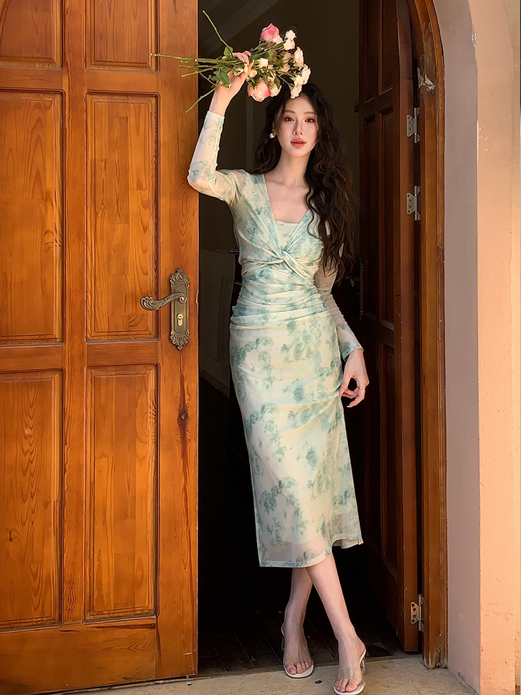 Gauze blooming sling fold France style dress a set