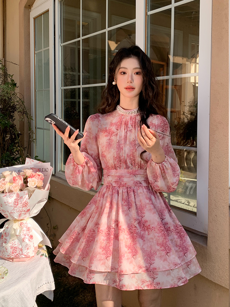 Long sleeve Western style show young spring dress