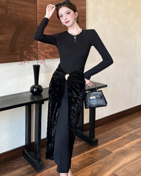 Slim fashion gold buckle package hip crimp dress