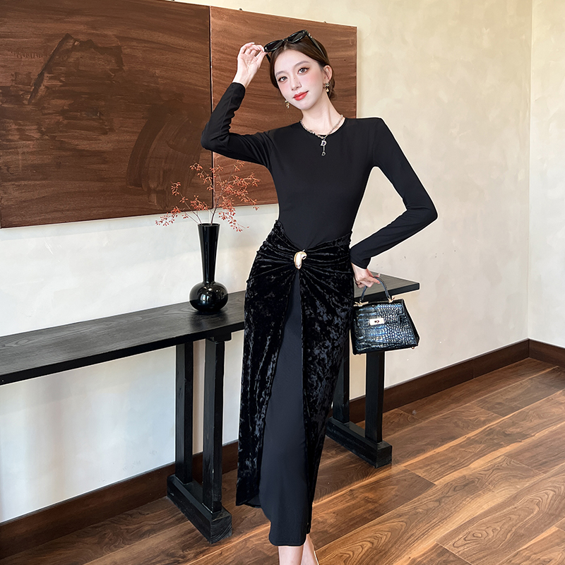 Slim fashion gold buckle package hip crimp dress